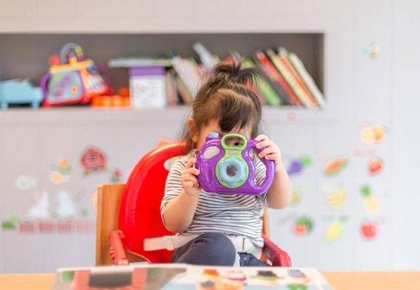 Comment inscrire et confier son enfant à un service de garderie ?